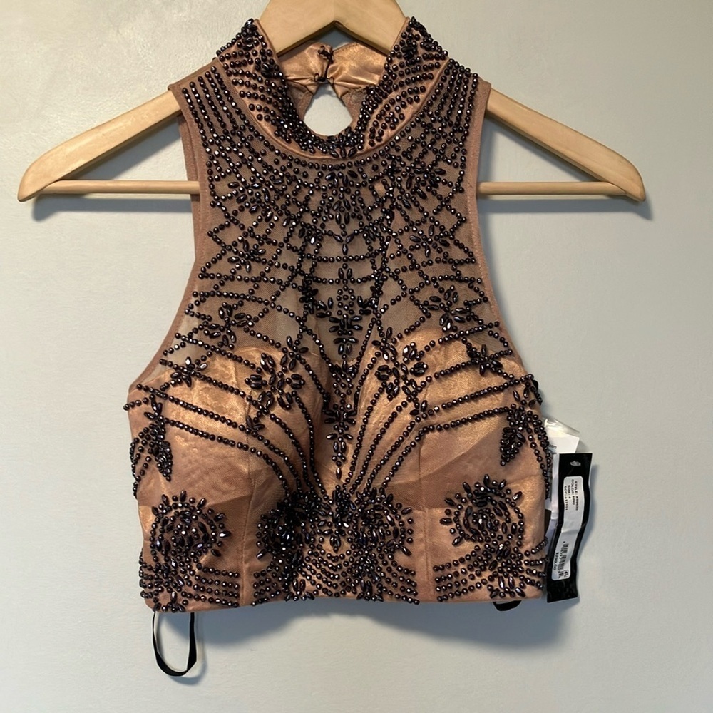 NWT Xscape Embellished Tan Crop Top + Skirt with Train Two Piece Set